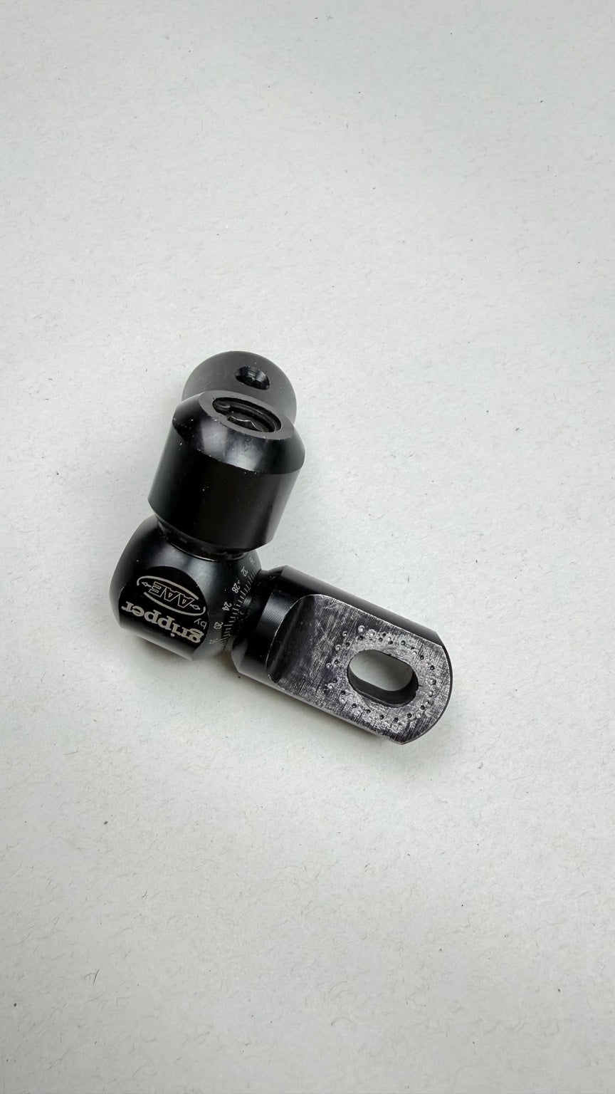 AAE Gripper quick disconnect side rod mount